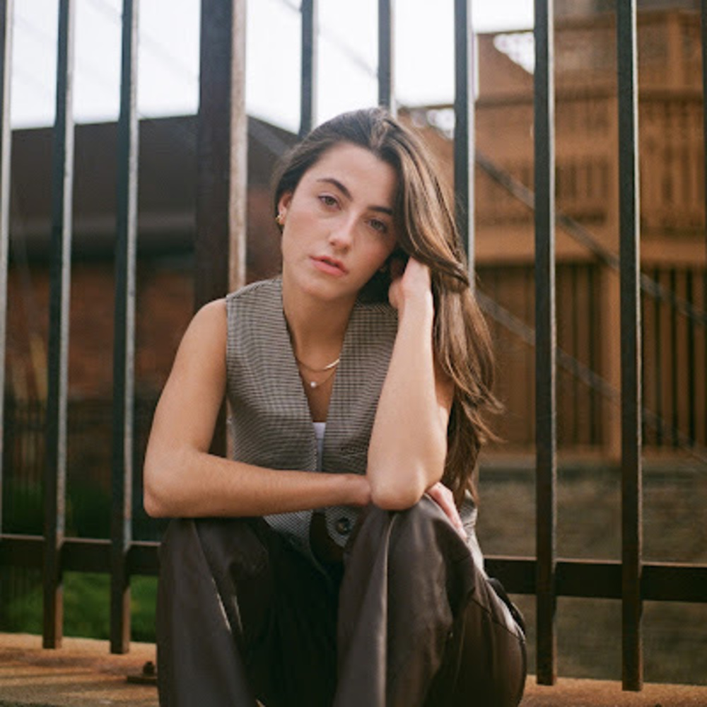 Meet your Posher, Maegan